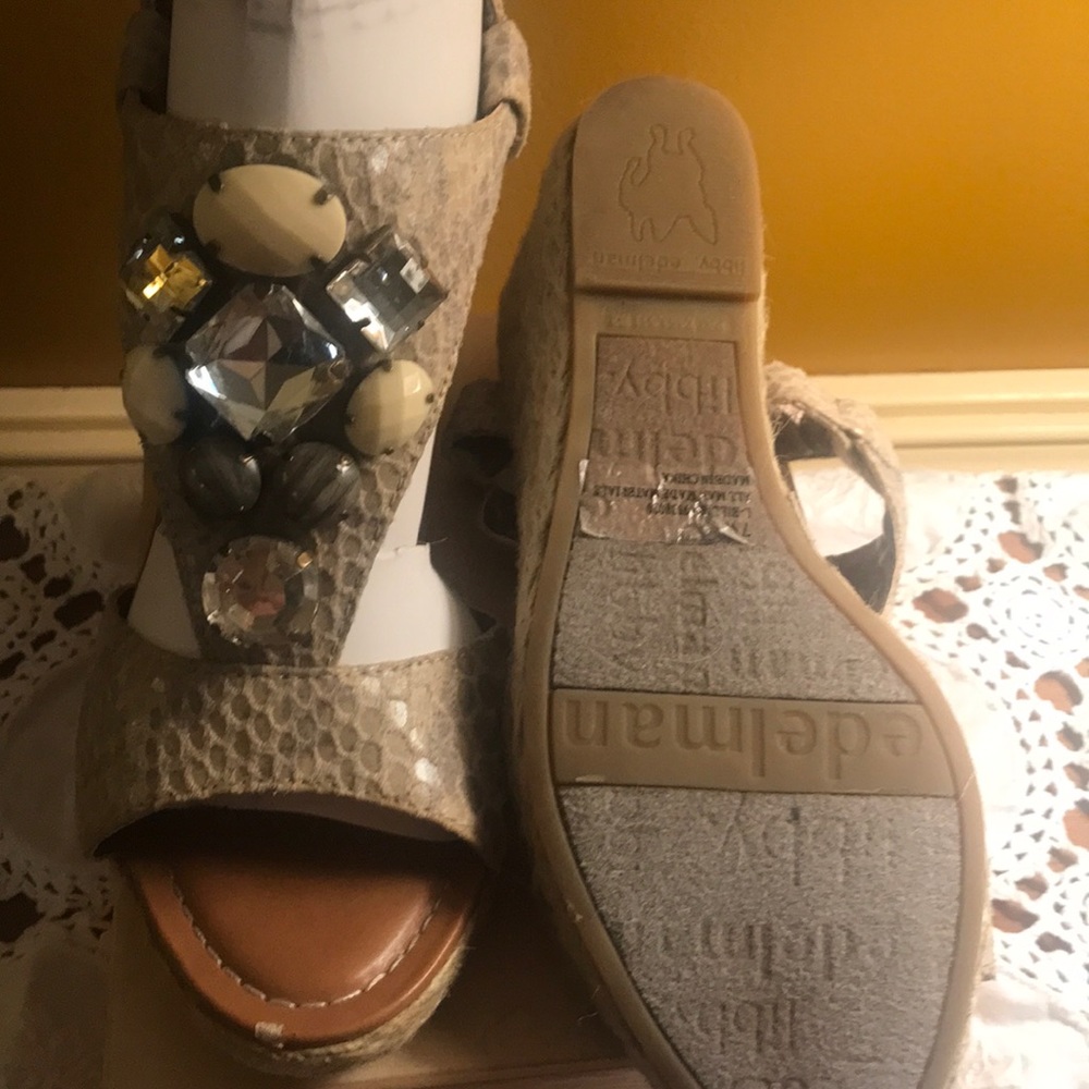 Libby Edelman, tan jeweled wedge sandals; size 7W - Picture 3 of 4